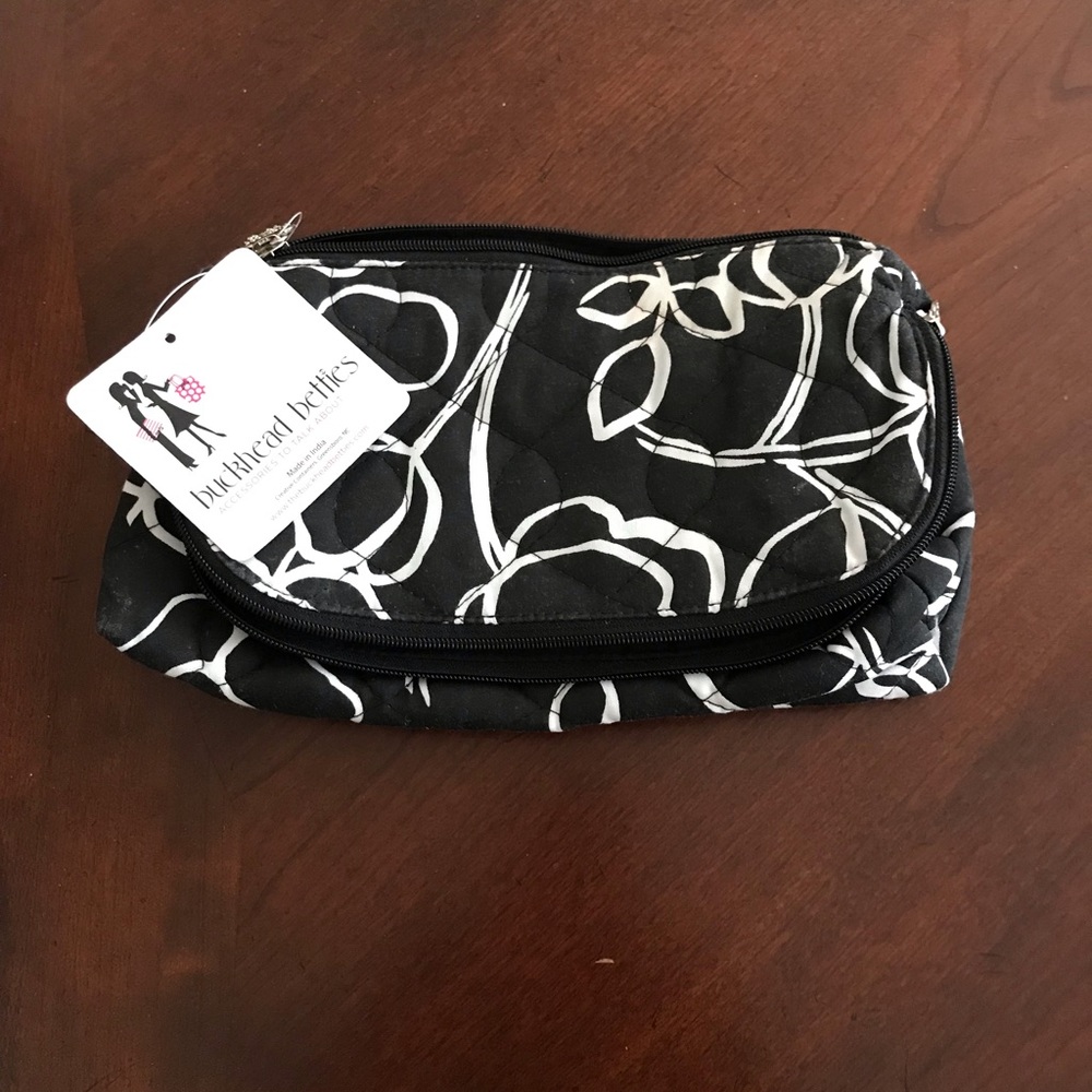 Quilted clutch